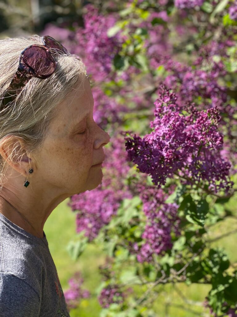 Lilacs bring joy and reflect God's love